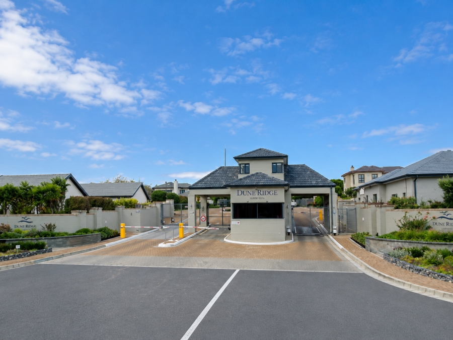 To Let 1 Bedroom Property for Rent in Big Bay Western Cape